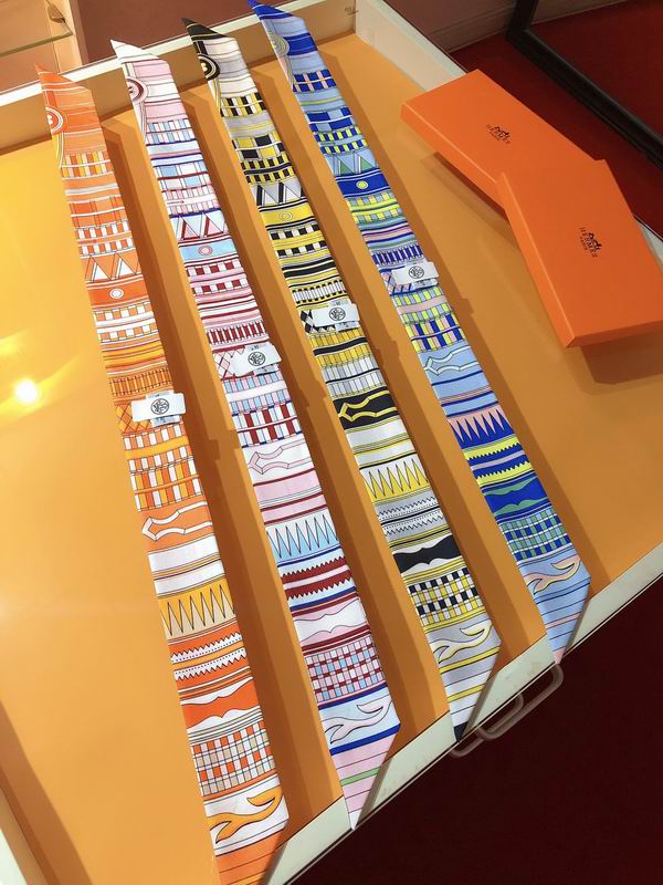 Hermes silk ribbon 5X86cm E050975